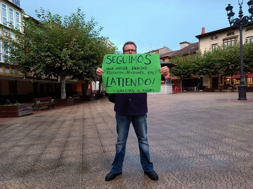 Cada lunes, UN MUNDO, una historia y alguna que otra sorpresa que contar…