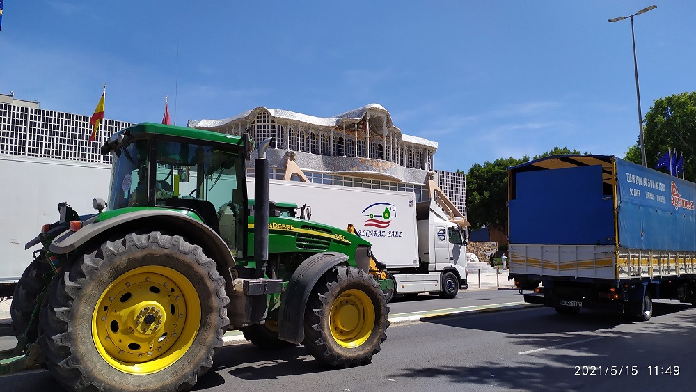 LA AGRICULTURA INTENSIVA INTENTA PRESIONAR PARA NO REALIZAR LA TRANSICIÓN ECOLÓGICA