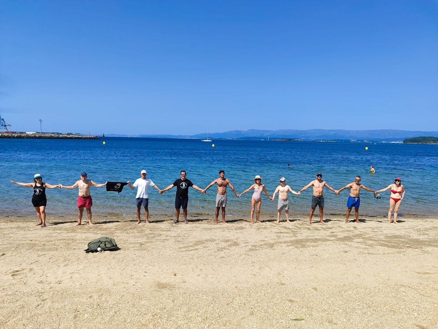 Abrazo al Agua 2025, Playa de Vilagarcía de Arousa, Galicia