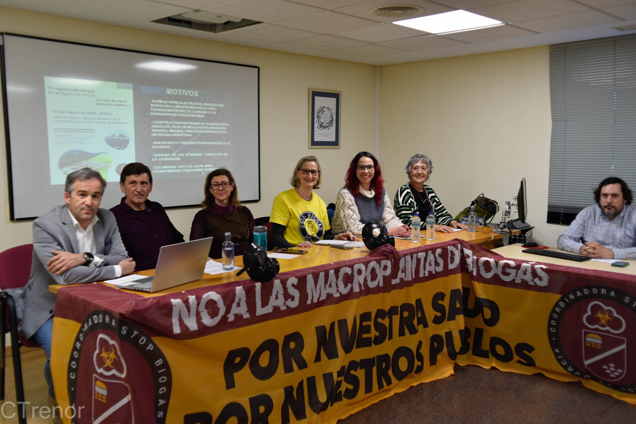 Éxito de asistencia en la presentación de la Coordinadora STOP BIOGÁS Región de Murcia, celebrada el pasado 28 de marzo en la UMU