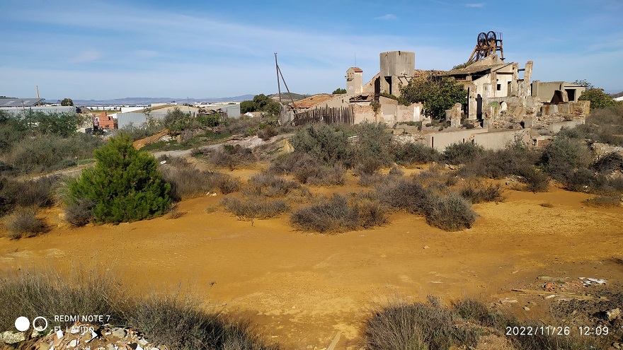 Recorrido por El Garbanzal en La Unión, nos encontramos con las minas Ocasión, Lo Veremos, La Cierva, Artesiana y hasta una terrera rota