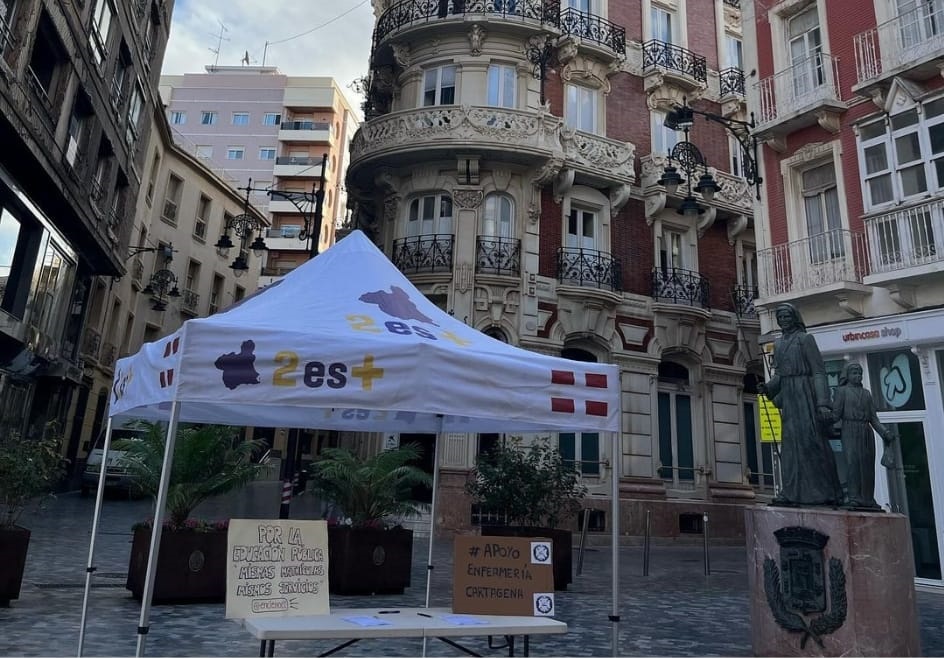 Firman un protocolo que no incluye ni la continuidad ni la titularidad pública de la Escuela de Enfermería de Cartagena