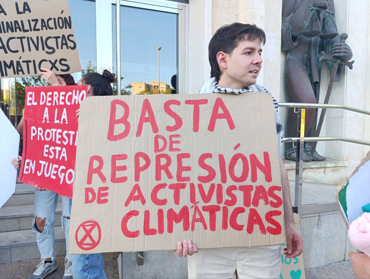 Futuro Vegetal, no a la criminalización climática