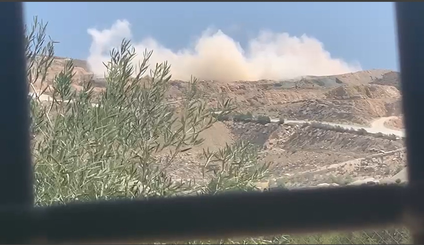 Voladuras con dispersión de polvo contaminante, el terror de quienes viven cerca de Colina Cimar en Paraje Balonga y Peña Zafra de Abajo