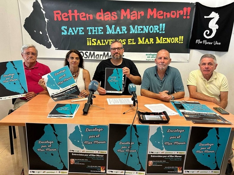 Grupos ecologistas aplauden la constitución de la Comisión Interadministrativa del Mar Menor y exigen que se ponga en marcha su tutoría