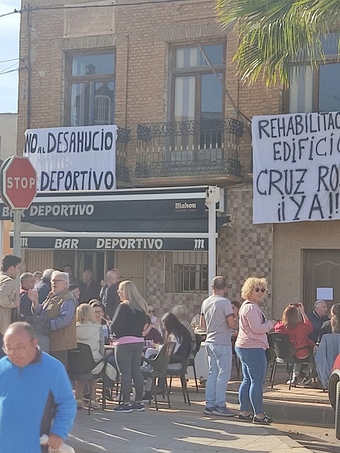 El Pueblo de El Algar desea que Cruz Roja no actúe en contra de su esencia, piden que se queden y rehabiliten edificio y cafetería