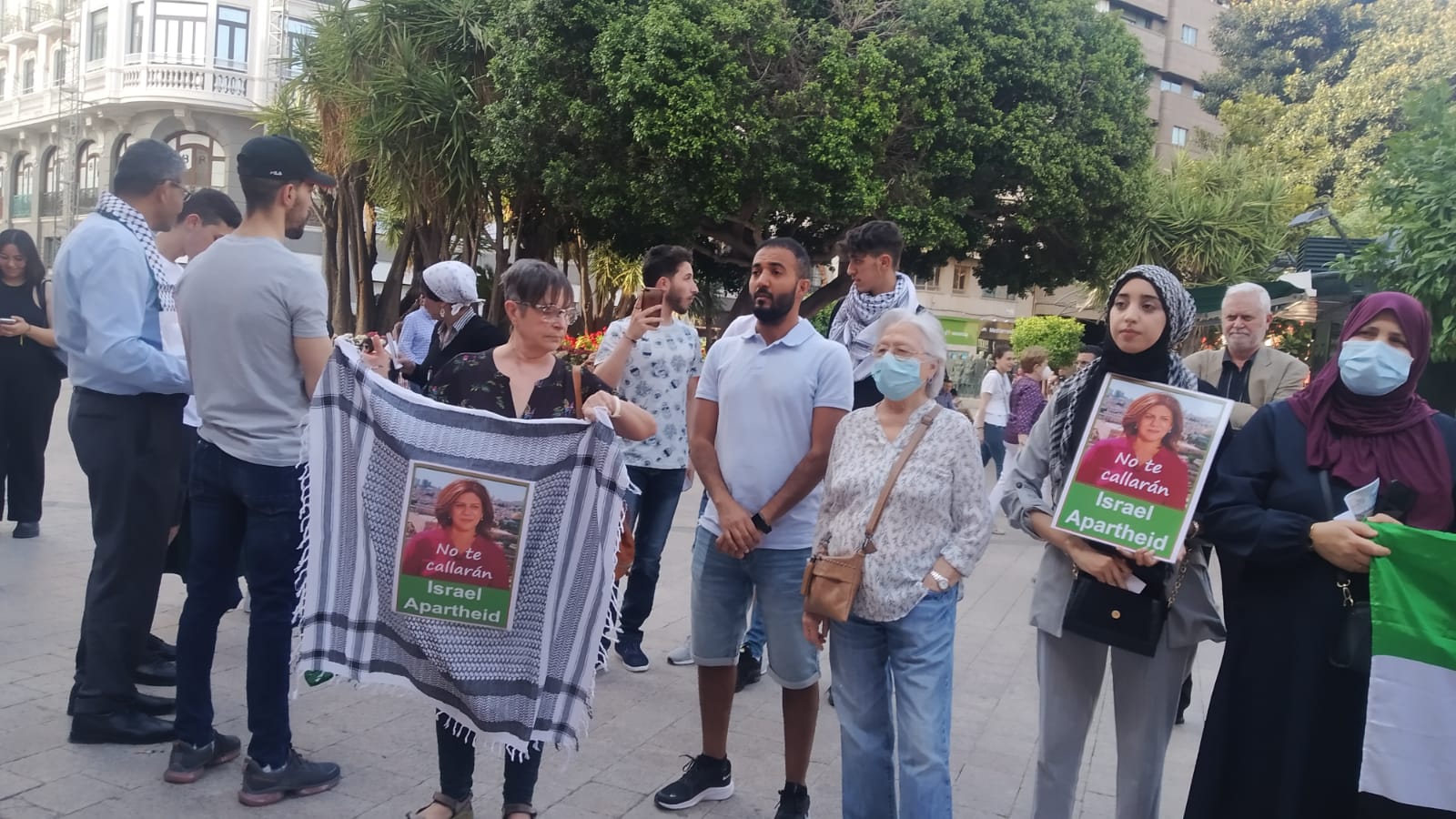 Murcia se manifiesta contra el asesinato de la periodista palestina Shireen Abu Akleh cuando cubría los ataques del ejército israelí