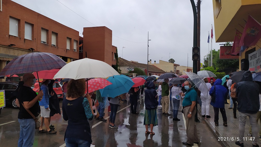 CONCENTRACIÓN EN CANTERAS PARA PROTEGER LA ZONA OESTE DE LA IMPLANTACIÓN EXTENSIVA DE PLACAS SOLARES