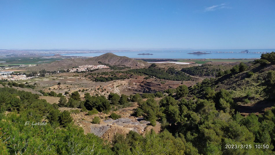 Ruta por El Llano del Beal pasamos por distintas minas, desde Julio Cesar hasta el lavadero El Lirio, entre biodiversidad y metales pesados