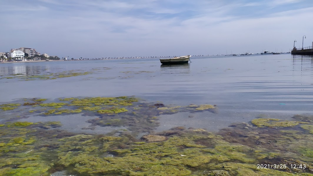 Playa de Villananitos, en busca de el paraíso, y sin embargo...