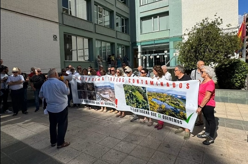 Denuncian al Ayuntamiento y Medio Ambiente por su inacción ante la contaminación por metales pesados en Cartagena y en contra del CSN