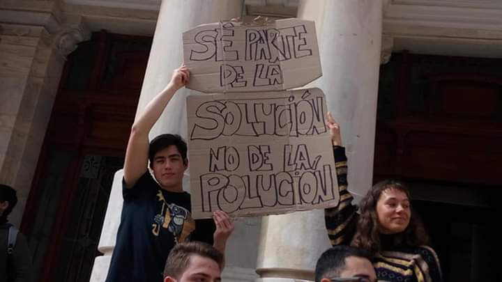 Jóvenes de Cartagena se suman a la protesta global por el cambio climático 